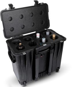 pelican-cp-wine-8b-8-wine-carrier-wheels-case-01